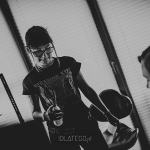 Meet your Posher, Szabla